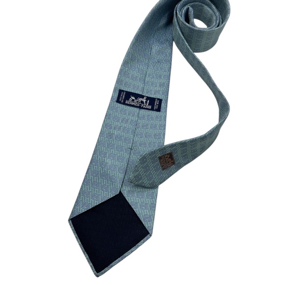 HERMÈS 758702 T Blue/Green Geometric Monogram H Silk LUXURY Tie FRANCE - Picture 2 of 5